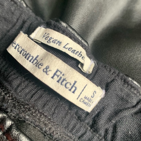 ⚫️Abercrombie & Fitch faux leather sweatpants in black⚫️ - Picture 10 of 10
